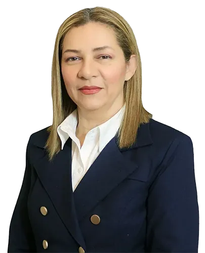 Marianela Isashi Profesora principal de la escuela de bordadoenpedreria.com